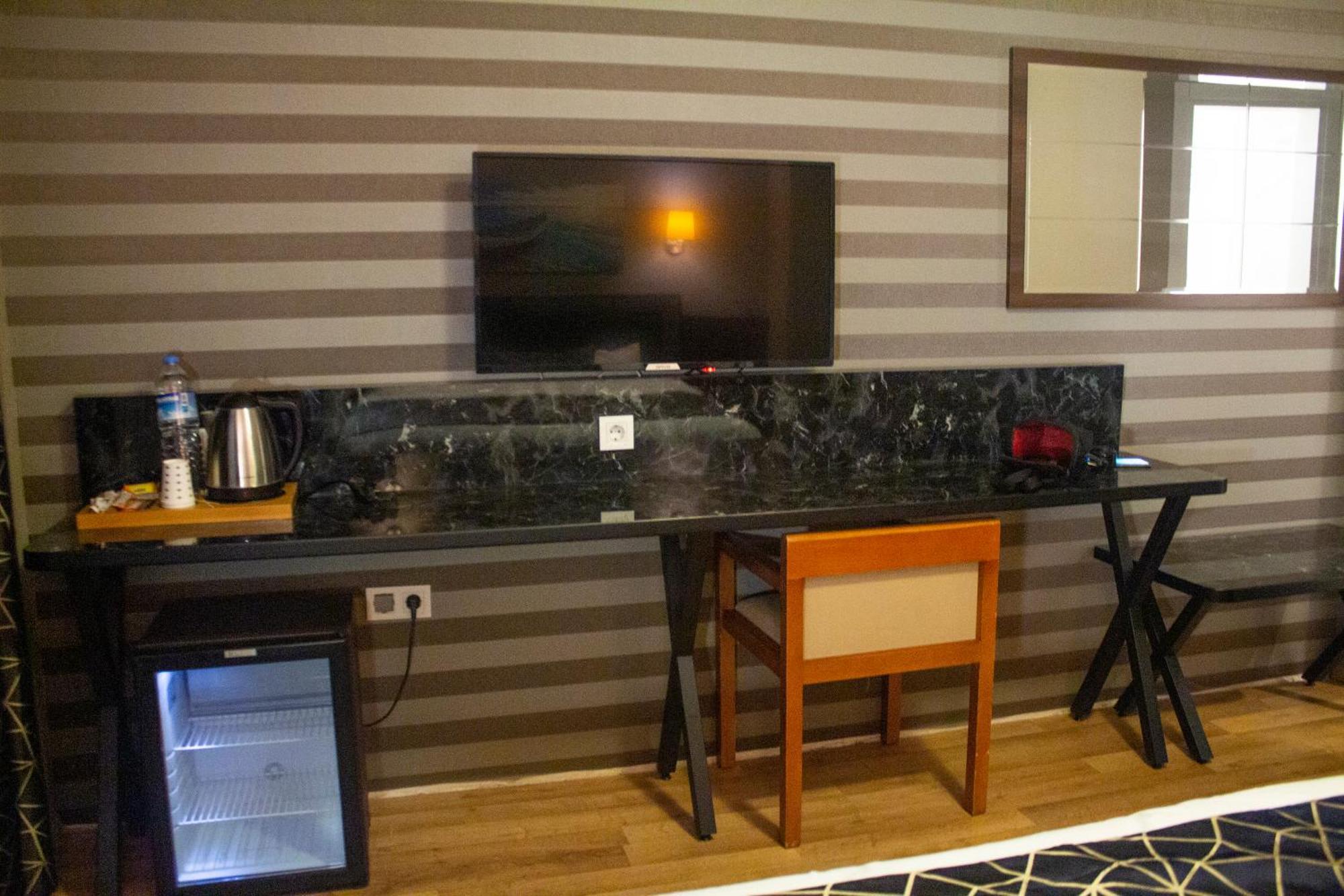 Large Single Room