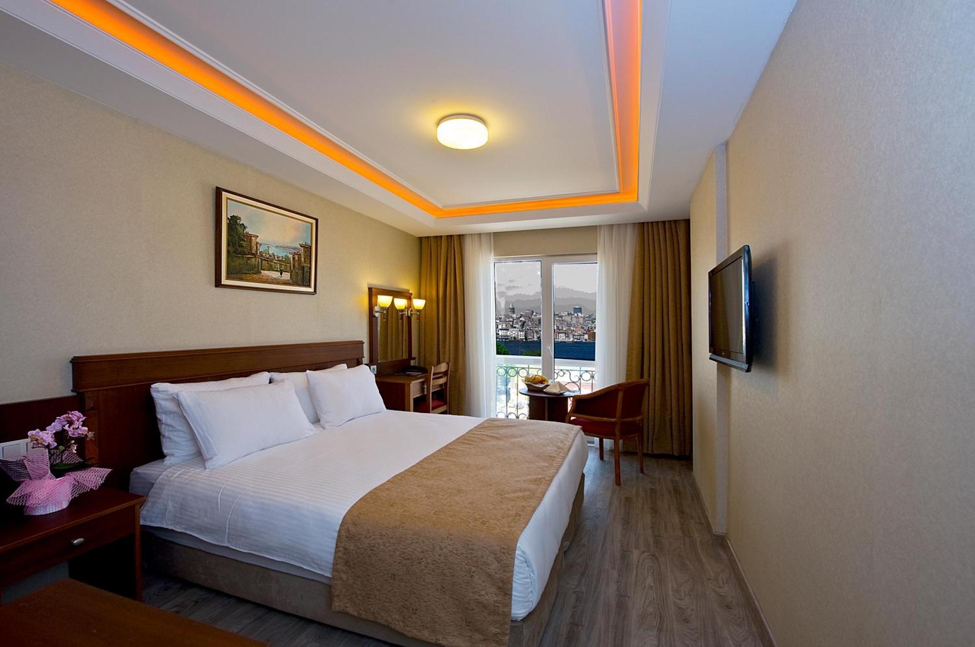 Double or Twin Room with Bosphorus View