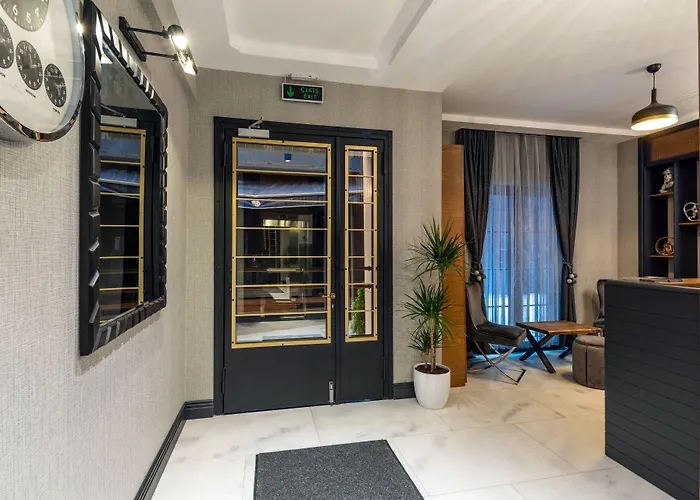 Sala Suites