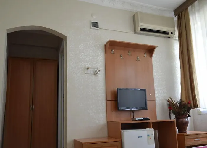 Ekol Hotel