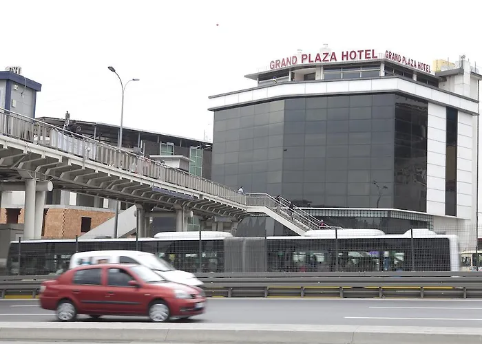 Grand Plaza